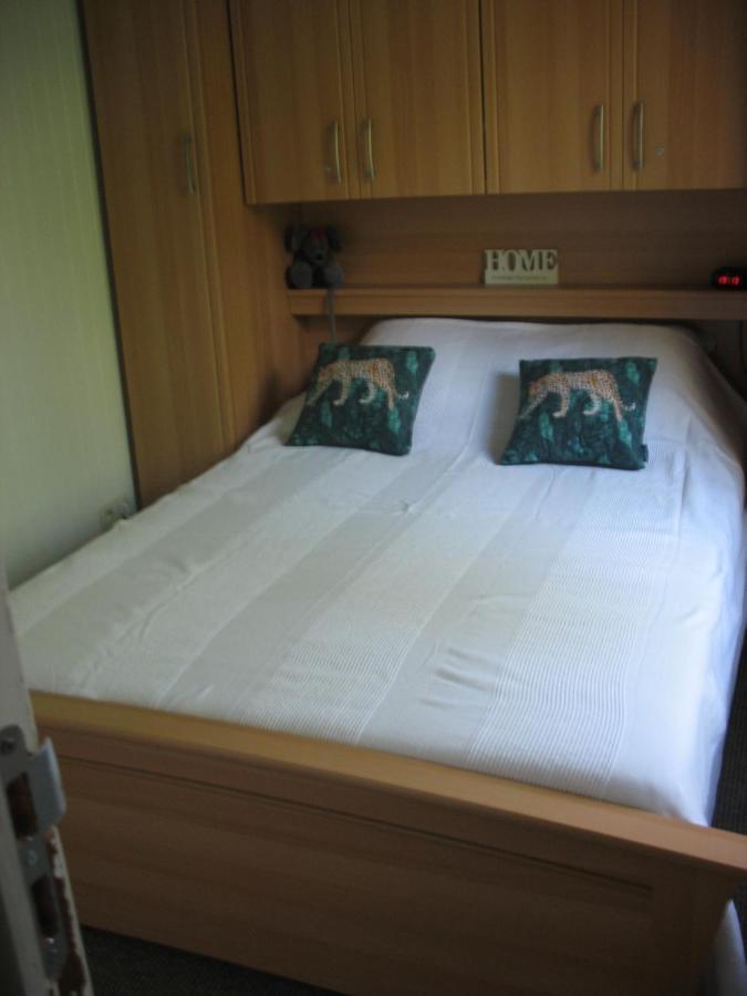 Durbuy Kleine Familiechalet Edelweiss 4 A 5 Pers エクステリア 写真